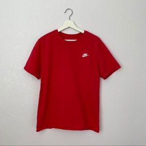 Nike  embroidered Futura red t-shirt